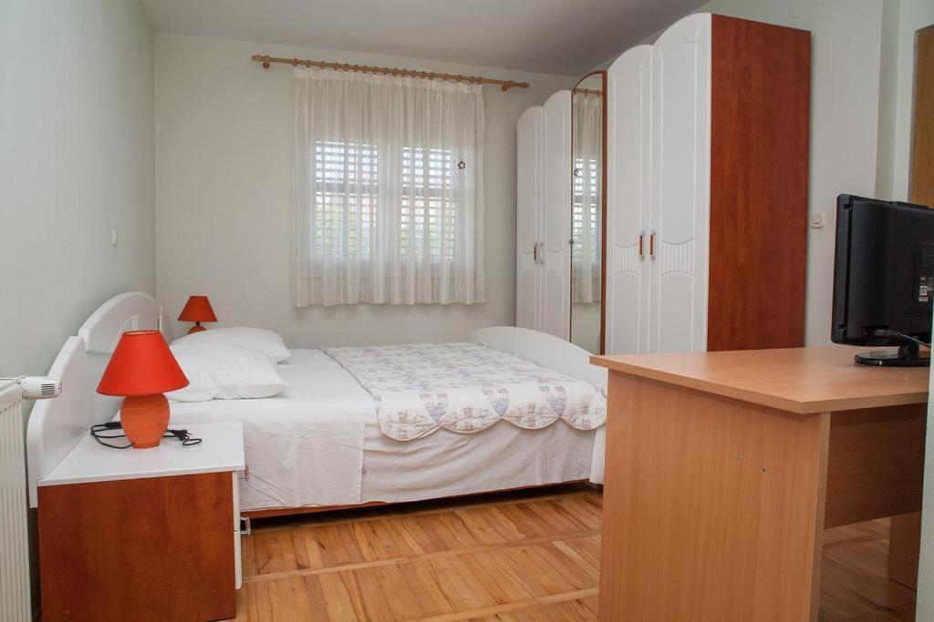 Apartments By The Sea Sukosan, Zadar - 12313 Exterior photo